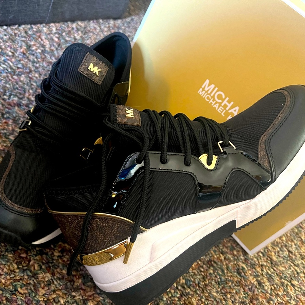 Michael kors shoe